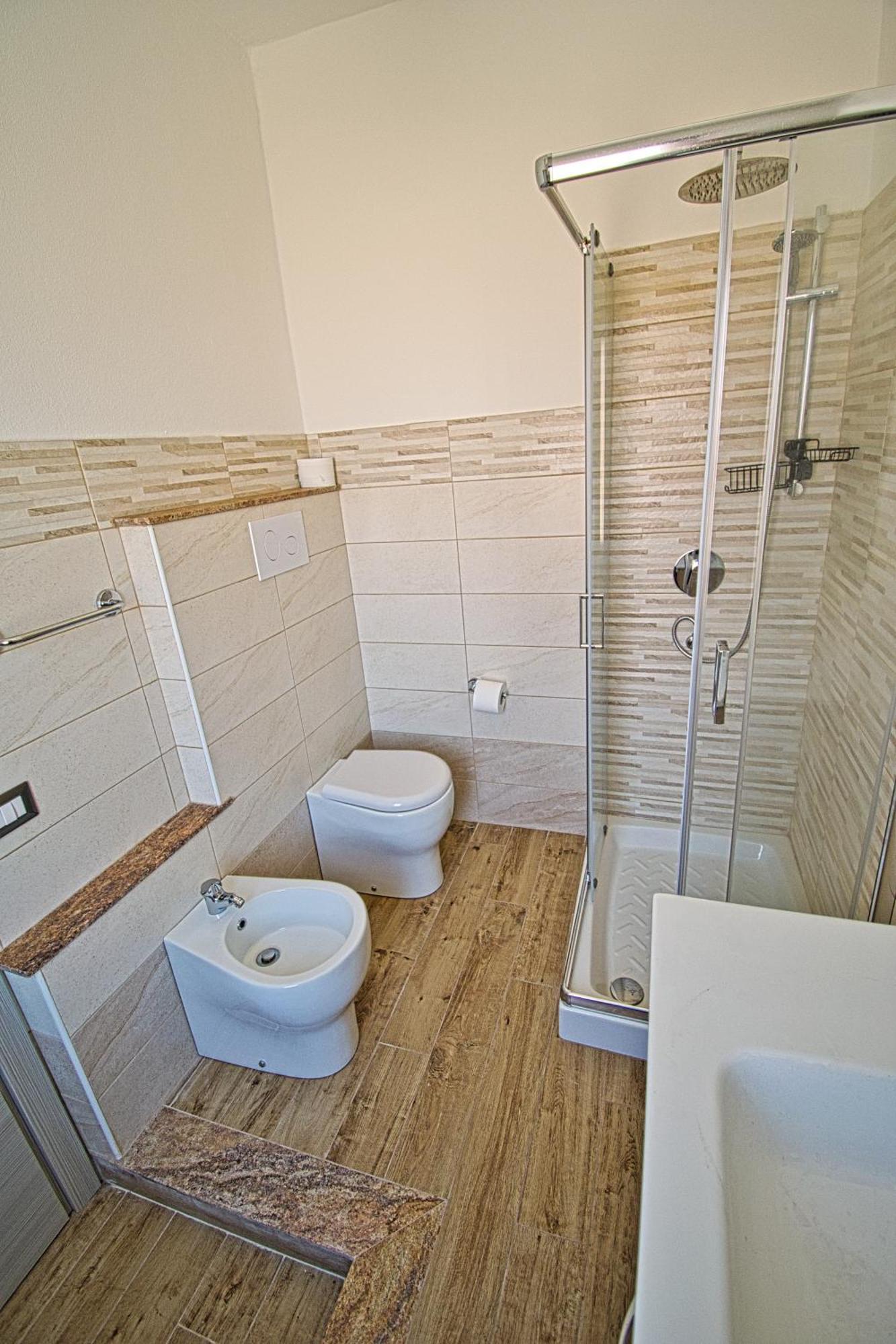 Dommu Livia Hotel Lotzorai Buitenkant foto