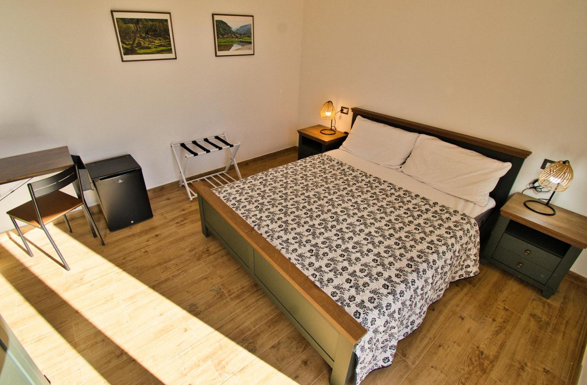 Dommu Livia Hotel Lotzorai Buitenkant foto
