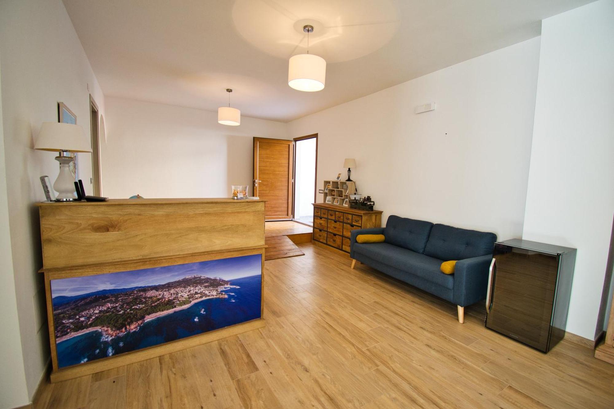 Dommu Livia Hotel Lotzorai Buitenkant foto