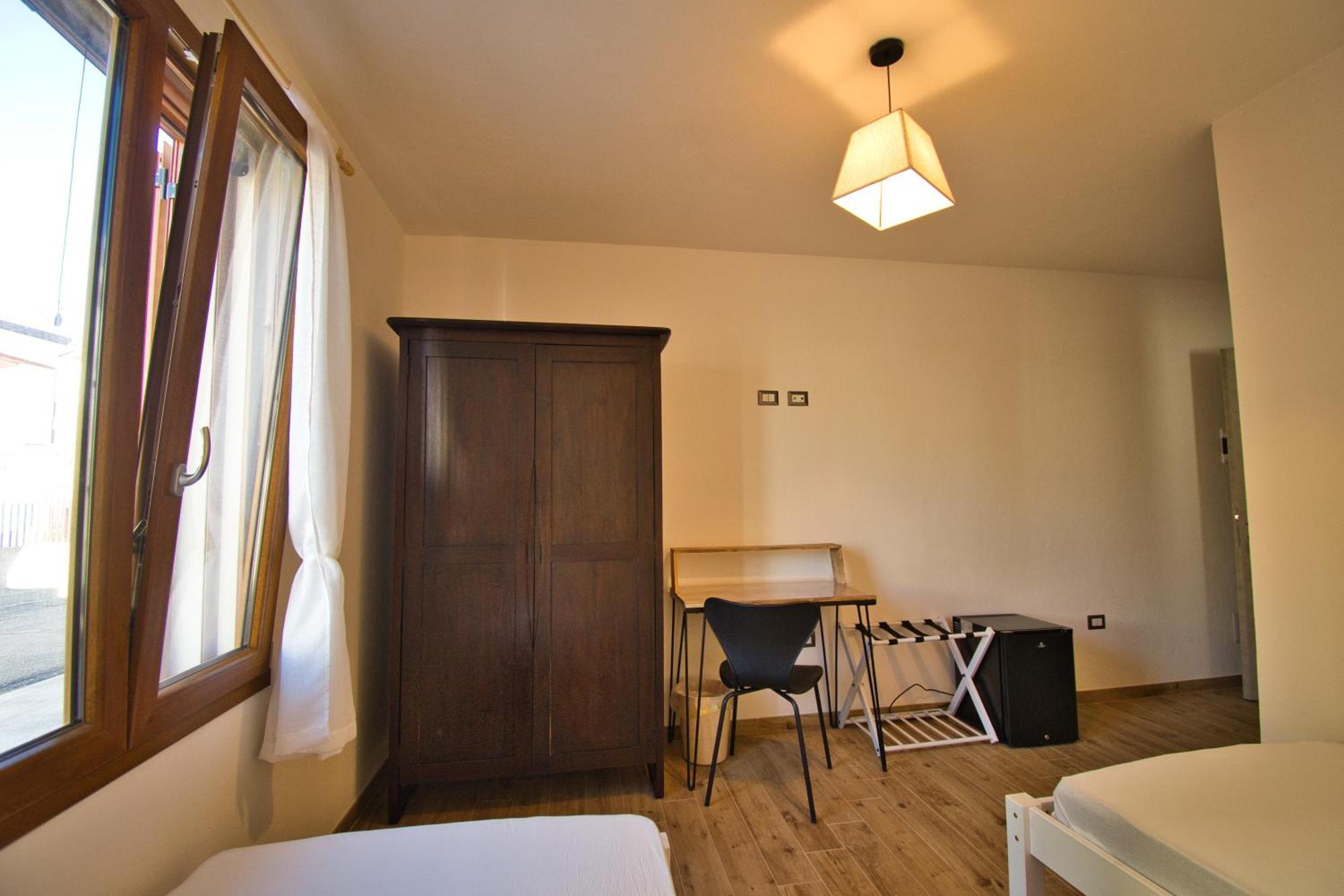 Dommu Livia Hotel Lotzorai Buitenkant foto