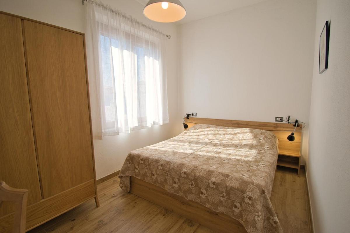 Dommu Livia Hotel Lotzorai Buitenkant foto