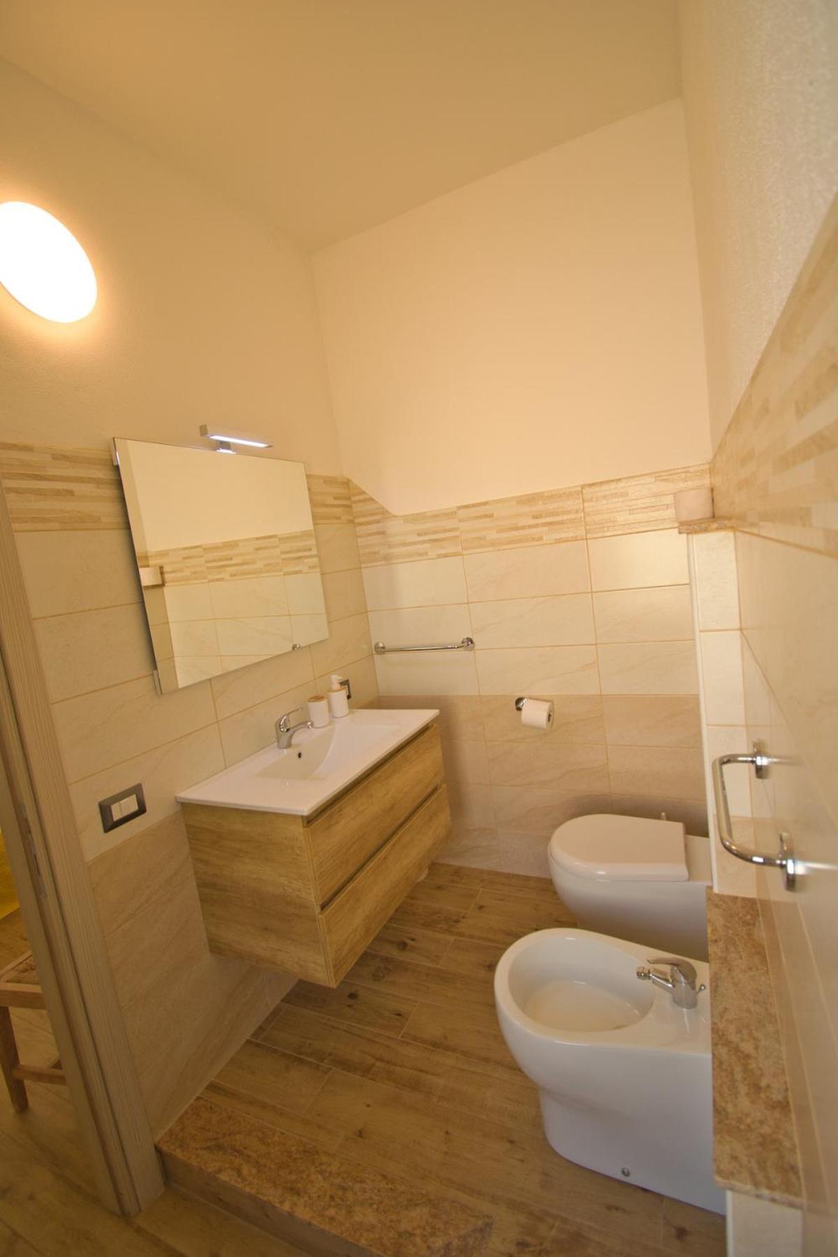 Dommu Livia Hotel Lotzorai Buitenkant foto